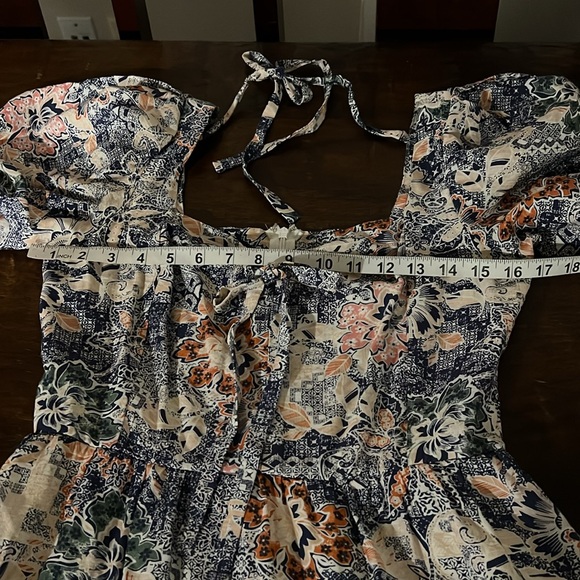 MOON RIVER Tiered Midi Dress Puff Sleeves Lined Bohemian Floral Print Size M - Picture 11 of 15